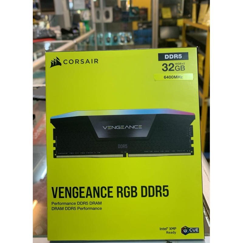 CORSAIR VENGEANCE RGB DDR5 RAM 32Go (2x16Go) 6400MHz CL36