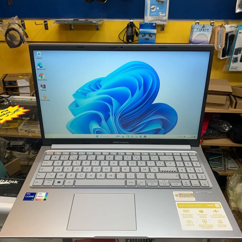 ASUS Vivobook R1504ZA-NJ602