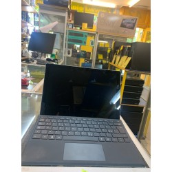 Surface Pro 1796 (5e génération)
