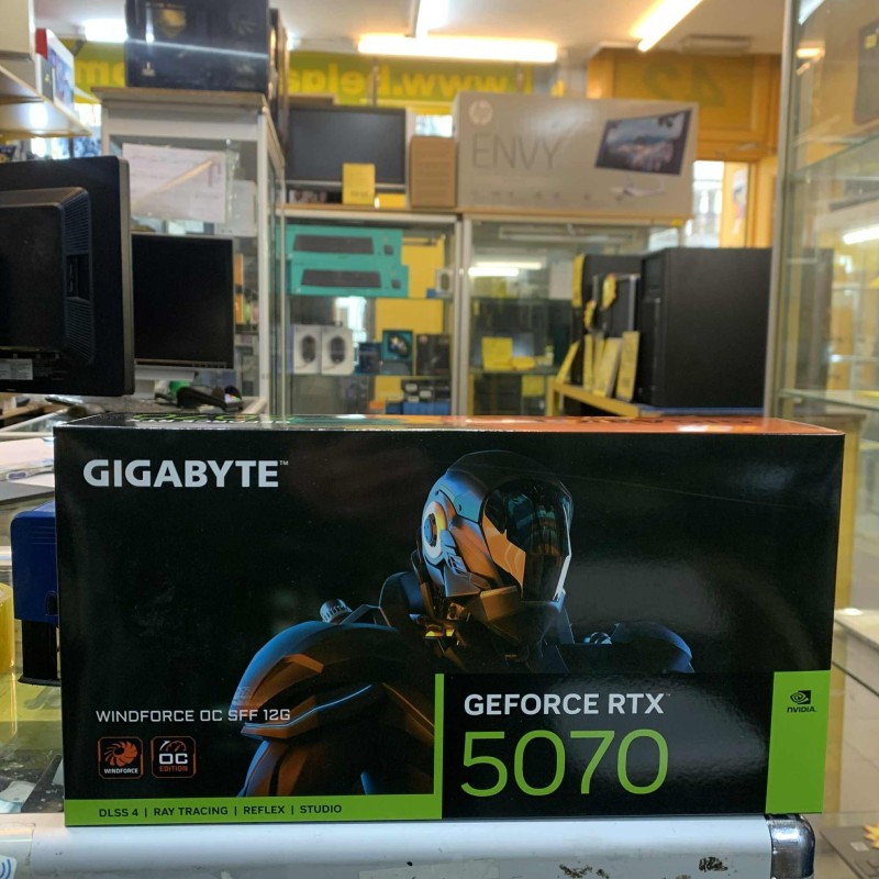 GIGABYTE GeForce RTX 5070 WINDFORCE OC SFF 12G